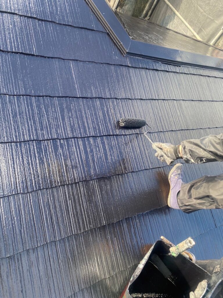 福岡県筑紫野市 屋根塗装 上塗り 写真7