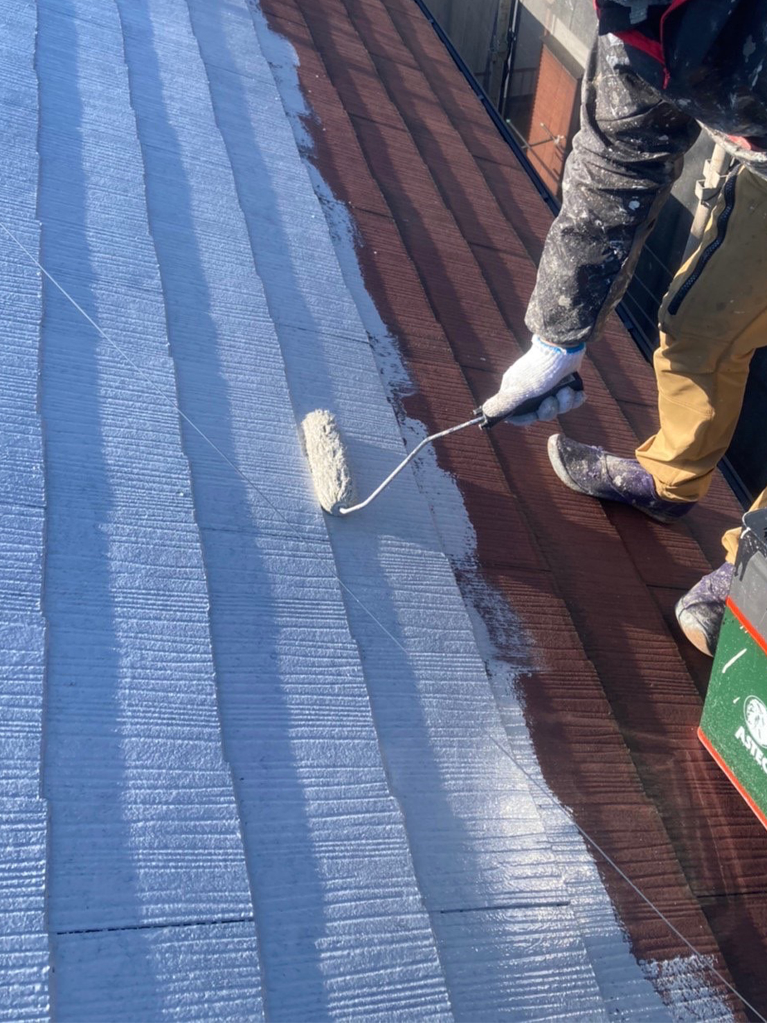 福岡県福岡市南区 屋根塗装 下塗り作業 写真3
