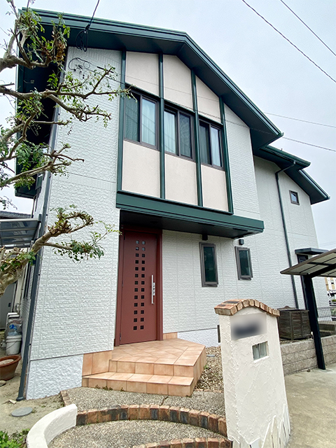福岡県那珂川市 E様邸 外壁塗装・光触媒コーティング 写真1：フジヤマ建装の施工事例