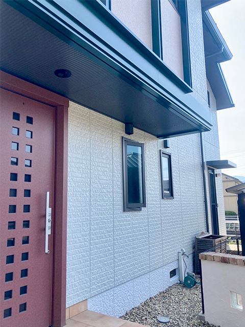 福岡県那珂川市 E様邸 外壁塗装・光触媒コーティング 写真2：フジヤマ建装の施工事例