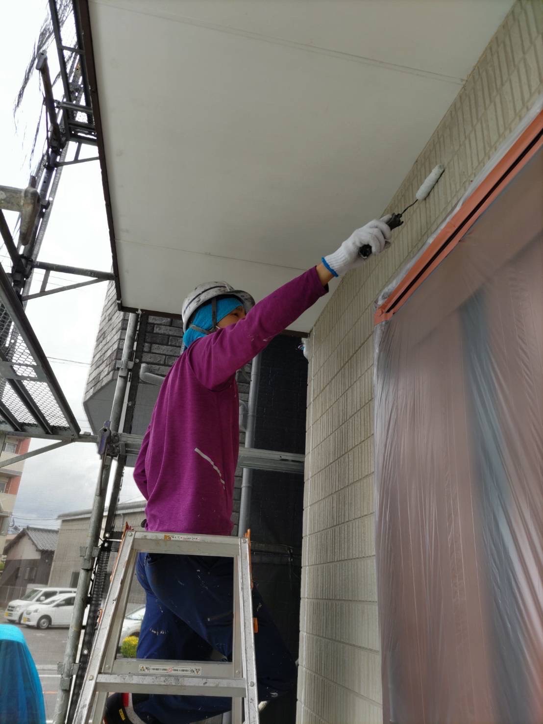 福岡県大野城市(No.40) 外壁塗装の下塗り作業 写真11