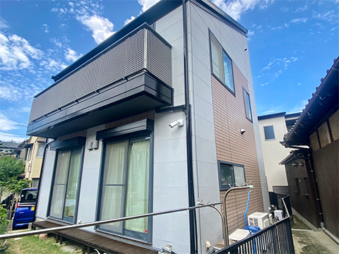 福岡県福岡市中央区 M様邸 外壁塗装・屋根塗装・光触媒コーティング 写真2：フジヤマ建装の施工事例