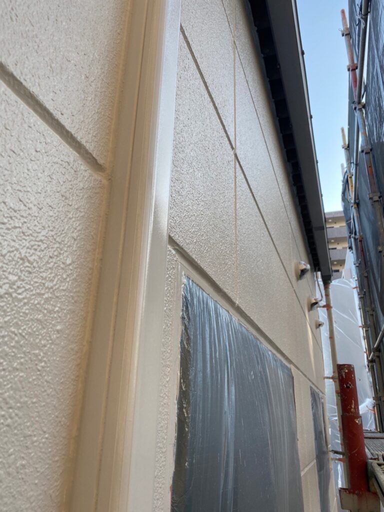 福岡県福岡市東区 テナントビル 外壁中塗り完了 写真14