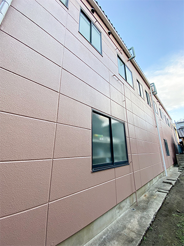 福岡県福岡市博多区 テナントビル 外壁塗装・屋根塗装・コーキング改修工事 写真1：フジヤマ建装の施工事例