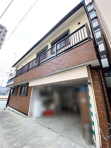 福岡県福岡市博多区 低層階テナントビル 外壁塗装(WBアート)・屋根塗装 写真2：フジヤマ建装の施工事例